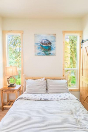 Riverfront Hideaway
